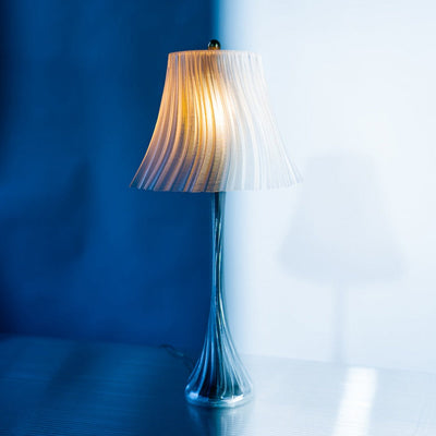 Pleat Wavy Table Lamp